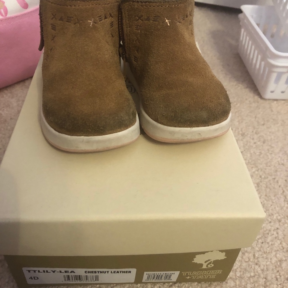 Tucker and Tate boots